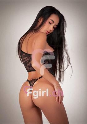 Leonara - Escort in Martigny
