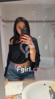 Leyna - Escort a Genève
