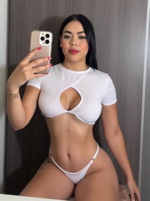 Lia - Escort in Renens
