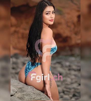 Lia - Escort in Crissier
