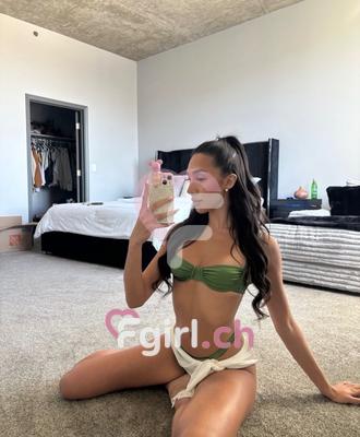 Lia - Escort à Nyon
