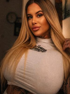 Lilly - Escort a Eaux-vives
