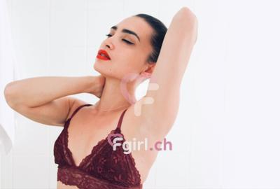 Lilly - Massaggiatrice erotica a Genève
