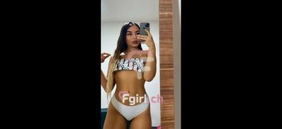 Lily - Escort in Genf
