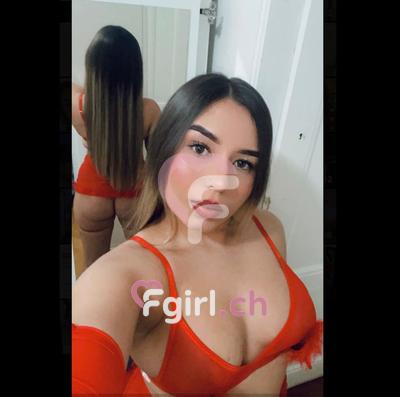 Lily - Escort in Genf