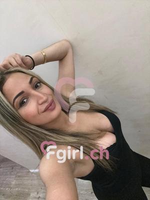Lina - Escort in Geneva