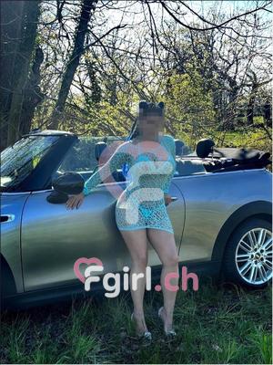 Lina - Escort à Thônex
