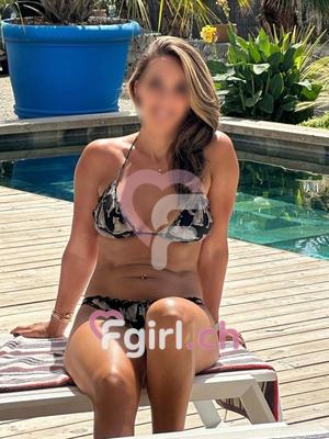 Lina - Escort à Yverdon-les-Bains
