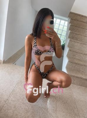 Lina - Escort à Montreux
