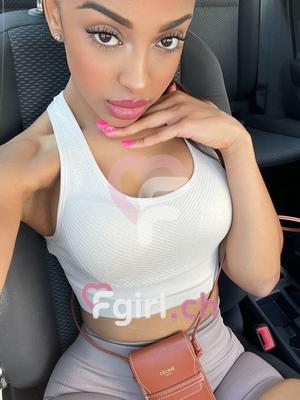 Linda - Escort in Genf