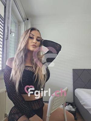 Linda - Escort à Genève
