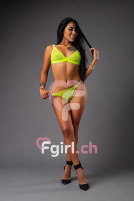 Linda - Escort à Neuchâtel
