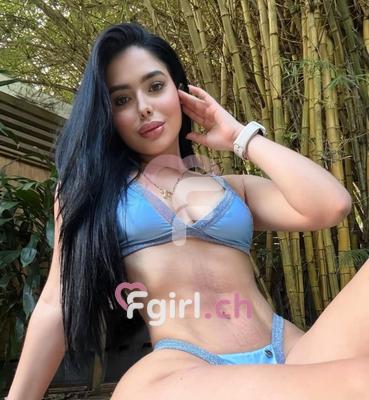 Linda - Escort à Romont
