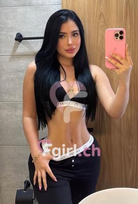 Linda - Escort à Romont
