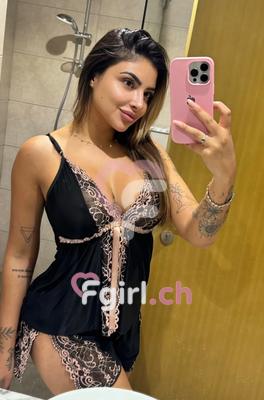 Livia - Escort in Nyon
