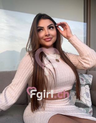 Livia - Escort in Nyon
