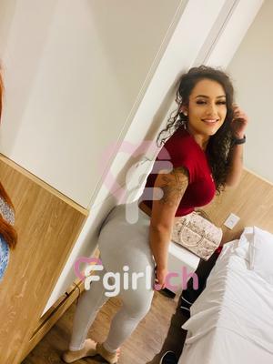 Livia - Escort in Genf
