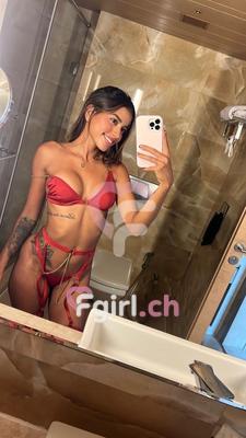 Liz - Escort in Nyon
