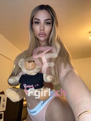 Liz - Escort in Geneva