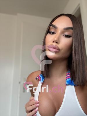 Liz - Escort in Geneva
