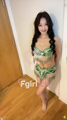 lna - Escort in Prilly
