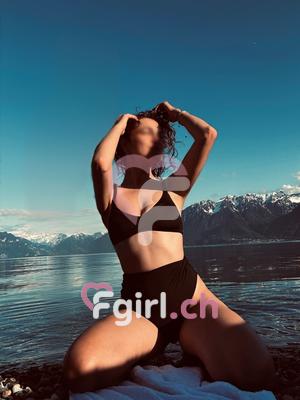 Loren Sophie - Massaggiatrice erotica a Lausanne
