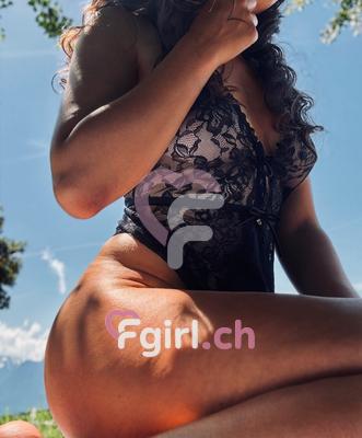 Loren Sophie - Massaggiatrice erotica a Lausanne
