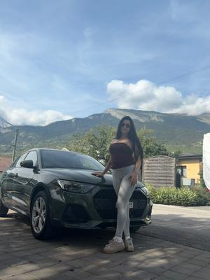 Lorena - Erotische Masseurin in Conthey
