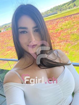 Lorena - Masseuse érotique à Riddes
