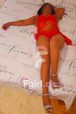 Lorena - Escort in Lausanne
