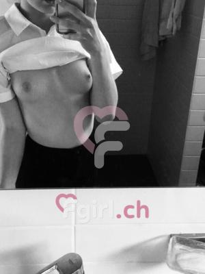 Louise - Escort in Lausanne
