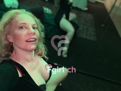 Love Lady Pam - Dominatrice BDSM à Genève