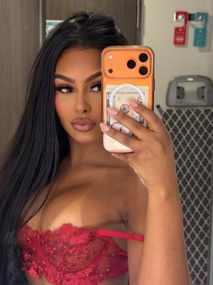 Lua - Escort en Genève

