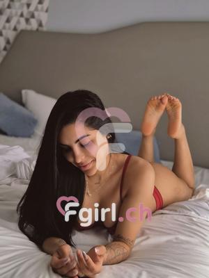 Luana - Escort en Fribourg
