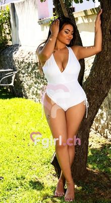 Lubany - Escort à Sion
