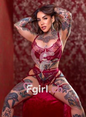 Lucia - Escort in Genf
