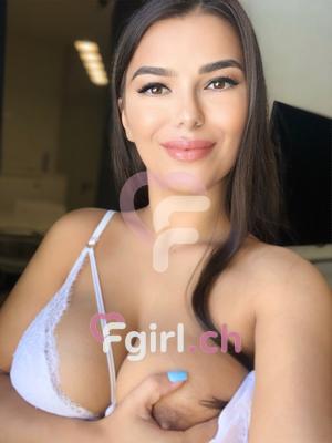 Lucia - Escort in Vevey