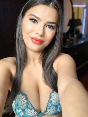 Lucia - Escort in Vevey

