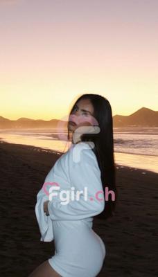 Lucía - Escort in Eaux-vives

