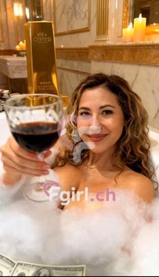 Lucia - Escort a Lausanne
