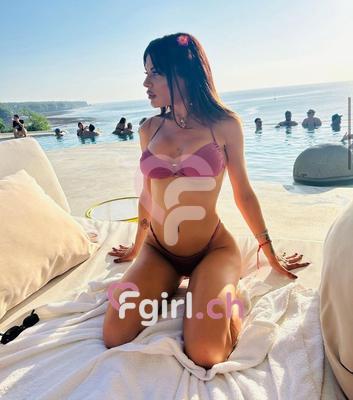Lucia - Escort à Monthey
