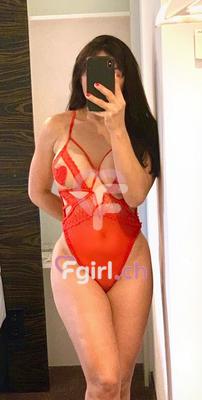 Luciana - Escort in Genf
