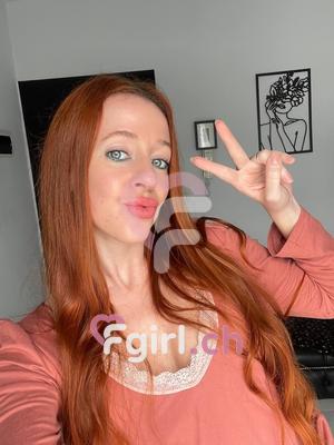 Lucie - Sexo telefónico y vídeo en Genève
