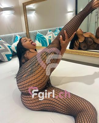 Lucy - Escort en Genève
