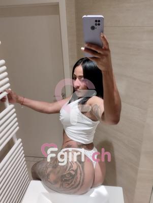 Lucy - Escort à Genève