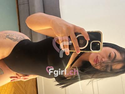 Lucy - Escort in Eaux-vives