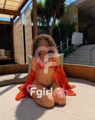 Lujain - Escort in Geneva
