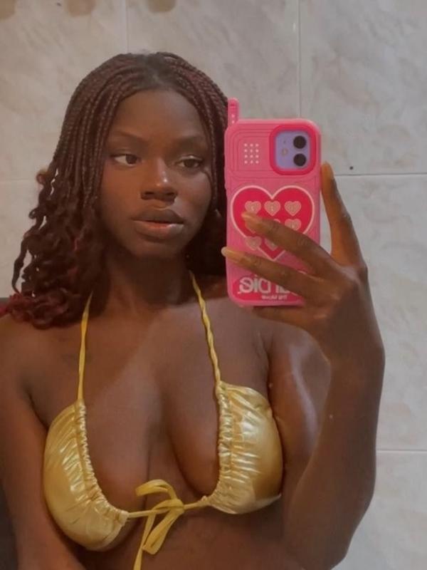 Luna - Escort in Geneva
