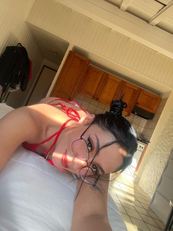 Luna - Escort à Martigny
