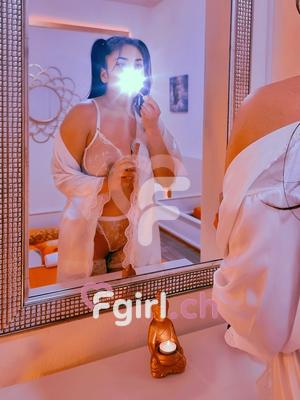 Luna - Massaggiatrice erotica a Neuchâtel
